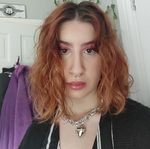 Meet your Posher, Zoe